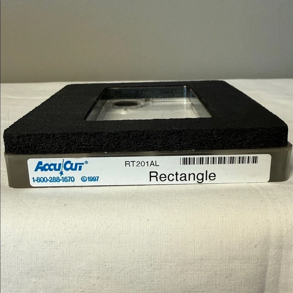 AccuCut Clear-Cut Rectangle Die 6x5